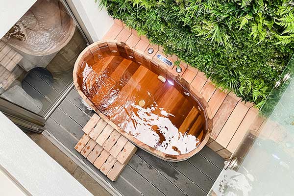 Ofuro Hot Tub
