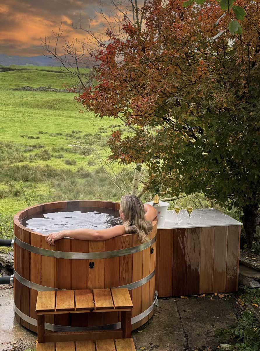 Ofuro cedar wood hot tub