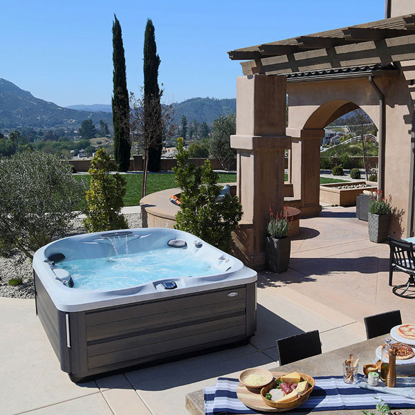 Jacuzzi® J-485™ Hot Tub (6-7 person) - Image 3