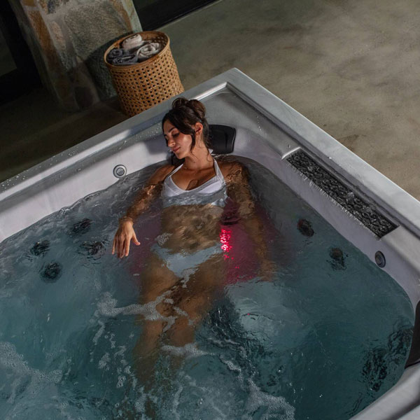 Jacuzzi® J-LXL® Hot Tub (5-6 person) - Image 4