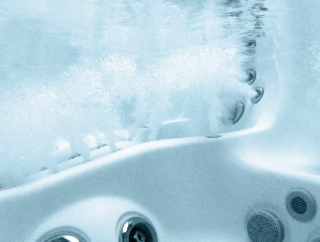 JHT_RXTherapyLounge_Hydrotherapy_FeaturesContent_2x