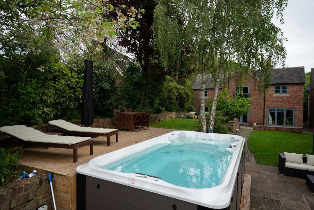 J 16™ POWERPRO™ Swim Spa with Decking Install