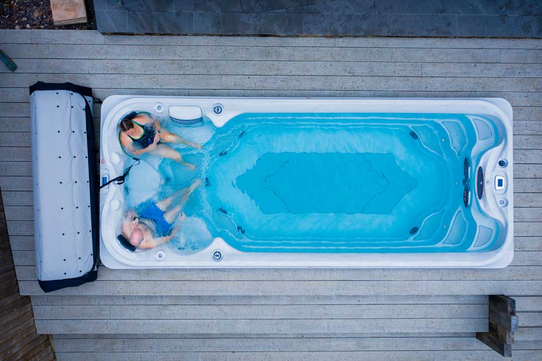 J 19™ POWERPRO™ SUNKEN SWIM SPA INSTALL FROM ABOVE